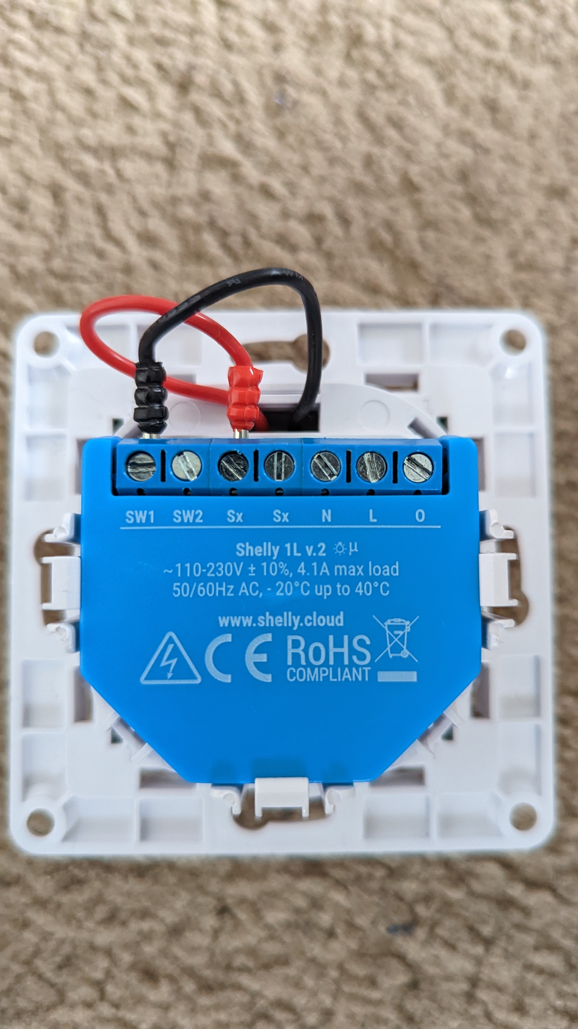 Shelly 1L and Shelly Wall Switch
